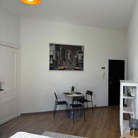 Studio Issa Brussels Exterior photo
